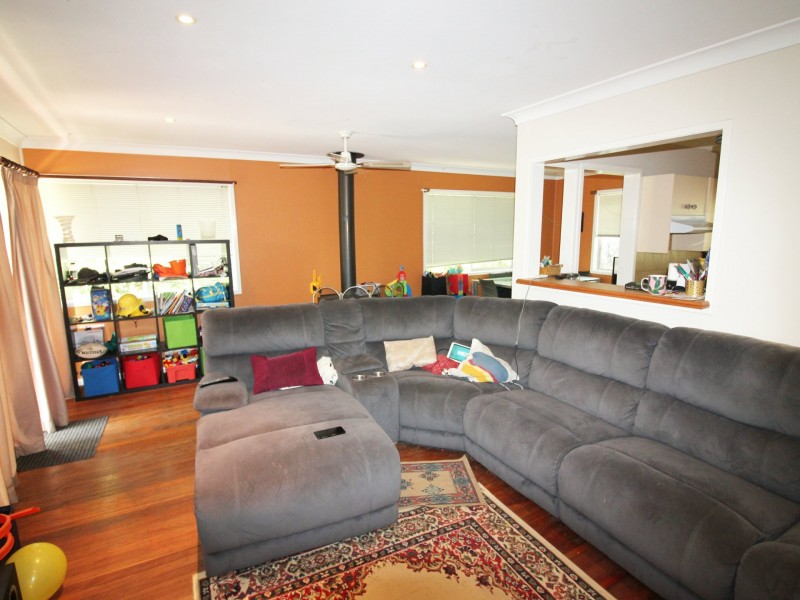 20 Peveril Street, Tinonee NSW 2430