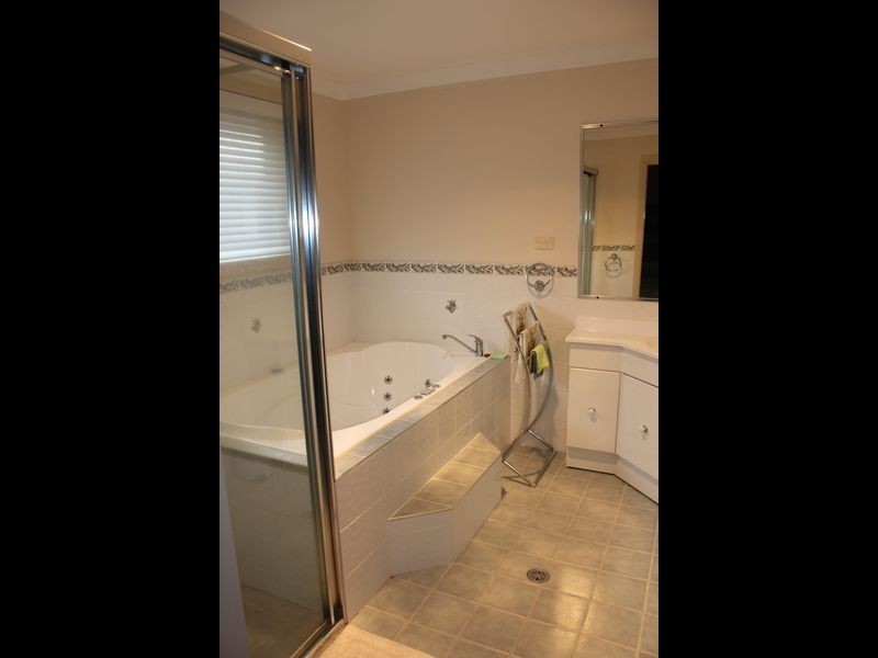 32 Talawong Drive, Taree NSW 2430