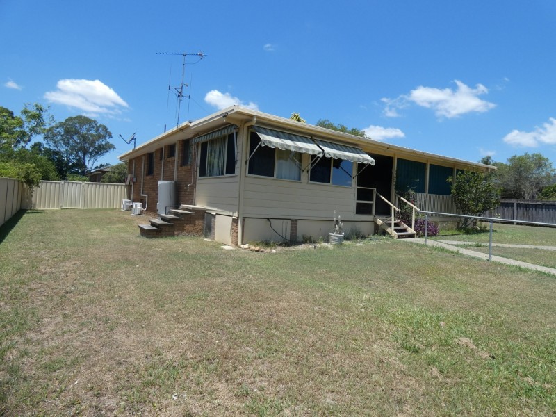 8 Jacaranda Avenue, Wingham NSW 2429