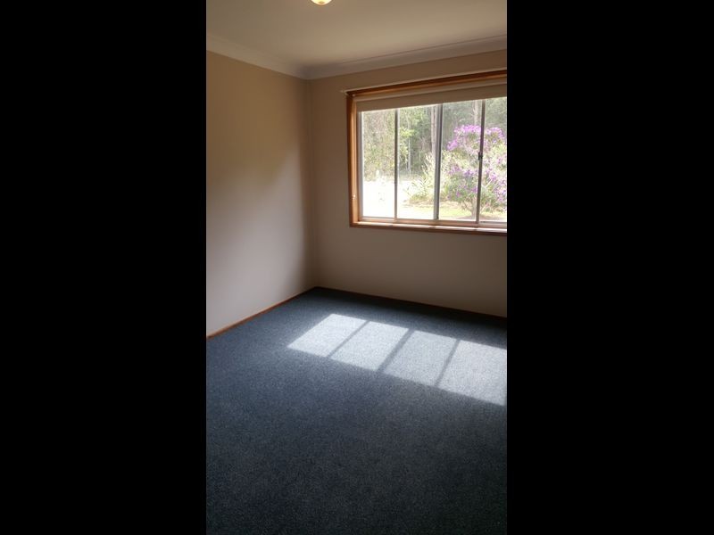 836 Old Bar Road, Old Bar NSW 2430