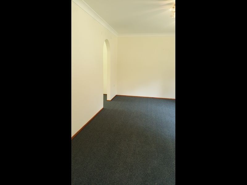 836 Old Bar Road, Old Bar NSW 2430