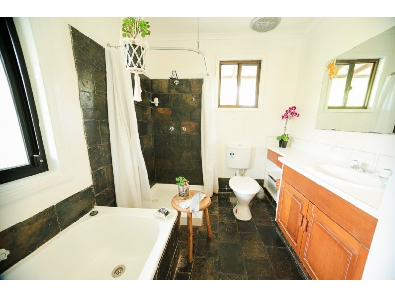 664 Warrawillah Road, Mooral Creek NSW 2429