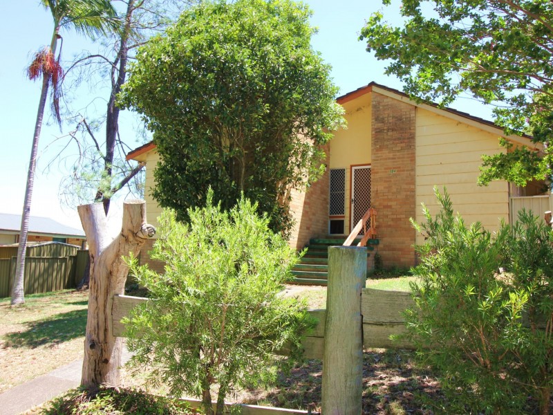 104 Bushland Drive, Taree NSW 2430