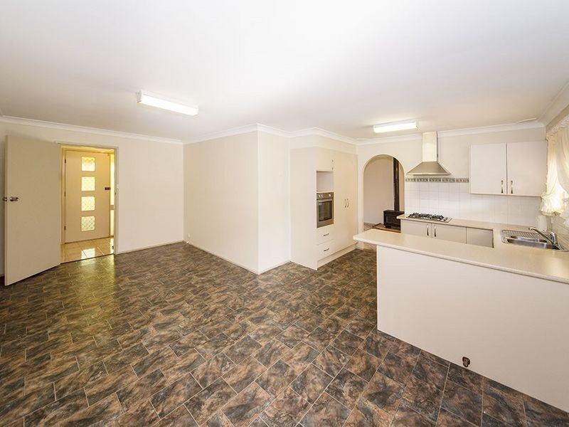 102 Kanangra Drive, Taree NSW 2430