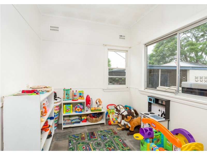 10 Cowper Street, Taree NSW 2430