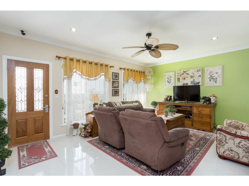 17 Talawong Drive, Taree NSW 2430