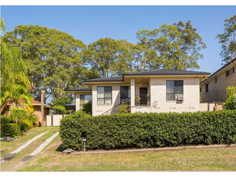 17 Talawong Drive, Taree NSW 2430