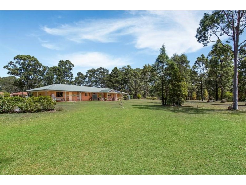 8 Premier Drive, Cundletown NSW 2430