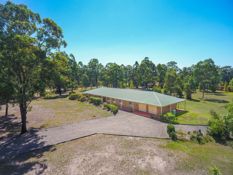 8 Premier Drive, Cundletown NSW 2430