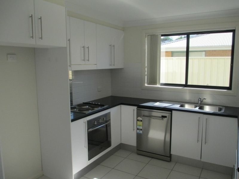 4/1 Connell Street, Old Bar NSW 2430