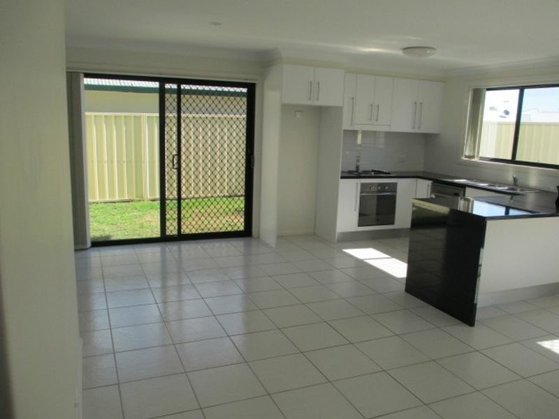 4/1 Connell Street, Old Bar NSW 2430