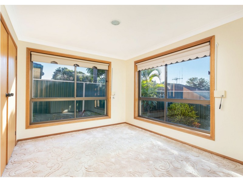 2/9-11 Wyden Street, Old Bar NSW 2430