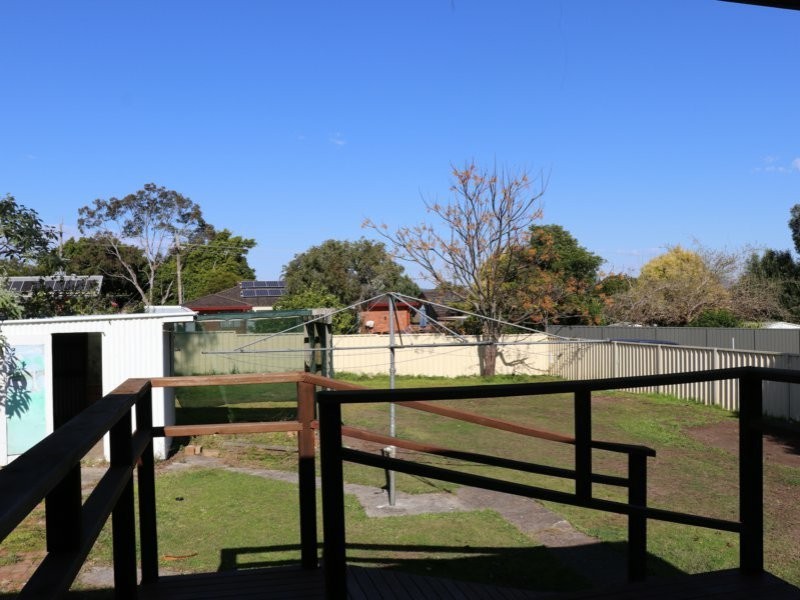 2 Gwenneth Avenue, Taree NSW 2430