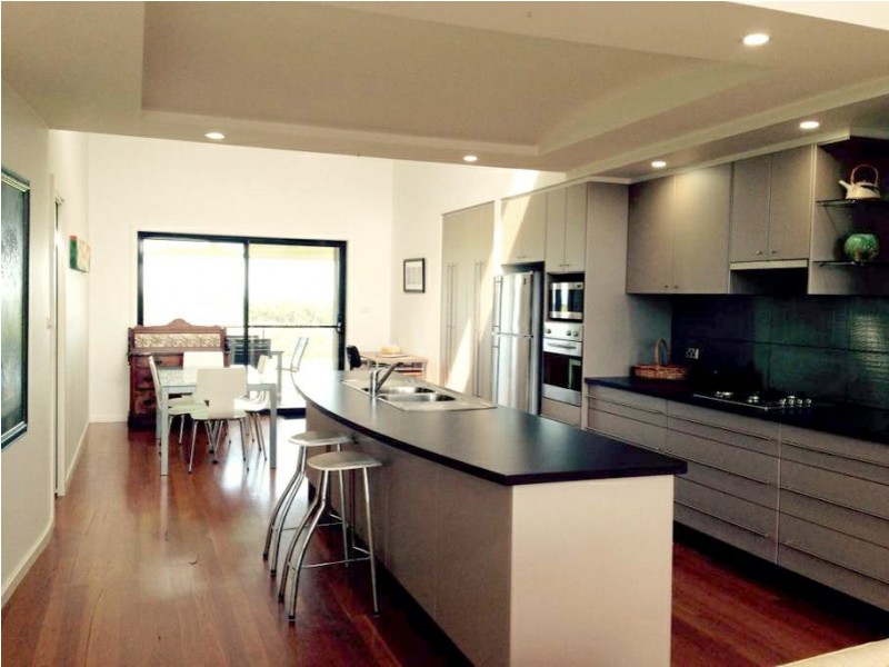 2/38 High Street, Black Head NSW 2430