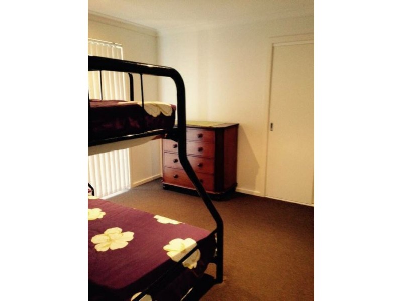 2/38 High Street, Black Head NSW 2430