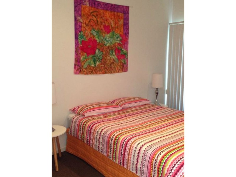 2/38 High Street, Black Head NSW 2430