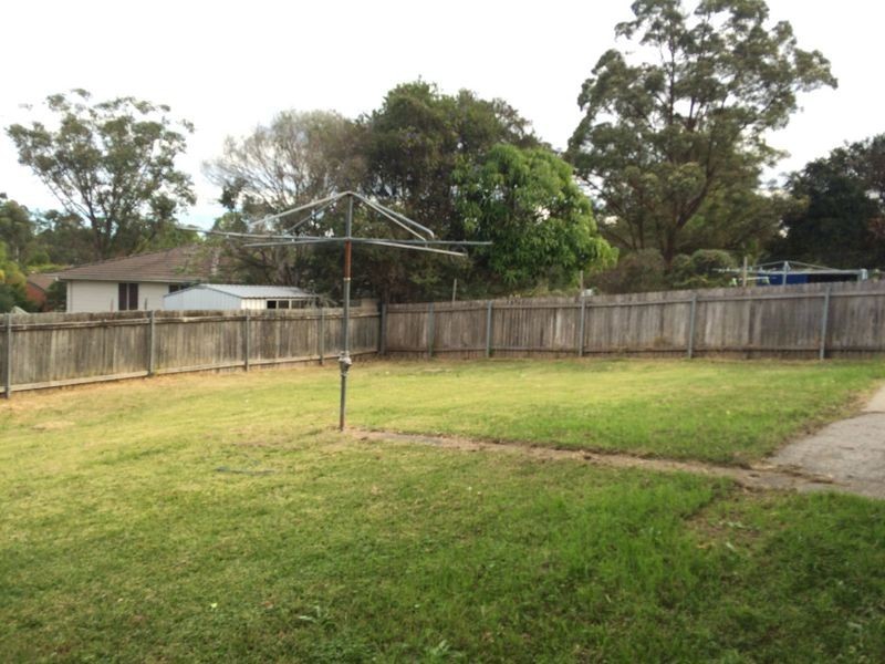 13 Deakin Crescent, Taree NSW 2430