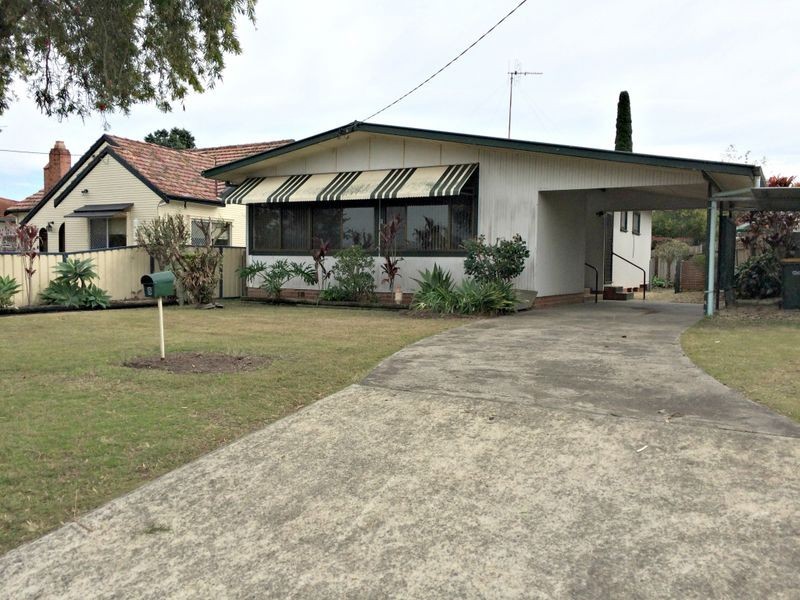 5 Edinburgh Drive, Taree NSW 2430