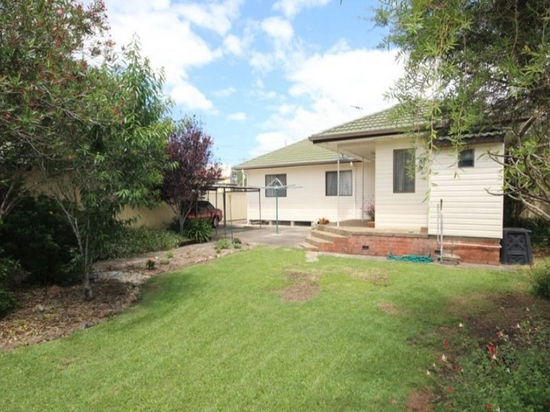 5 Lyndhurst Street, Taree NSW 2430