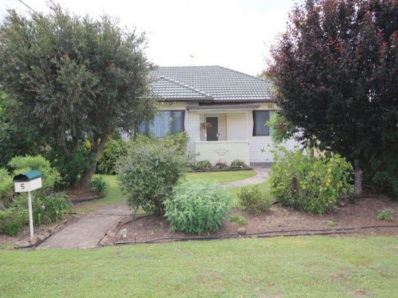 5 Lyndhurst Street, Taree NSW 2430