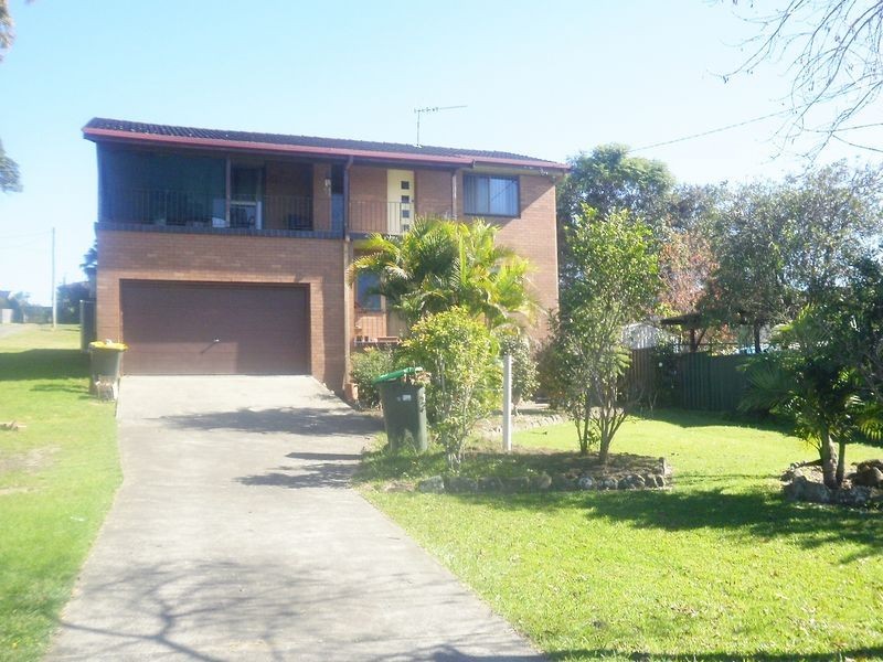 16 Coulston Street, Taree NSW 2430