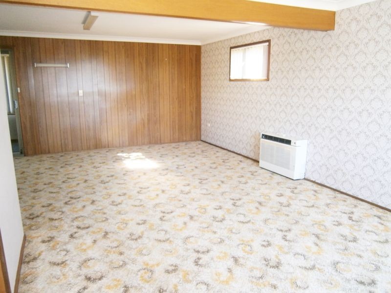 16 Coulston Street, Taree NSW 2430