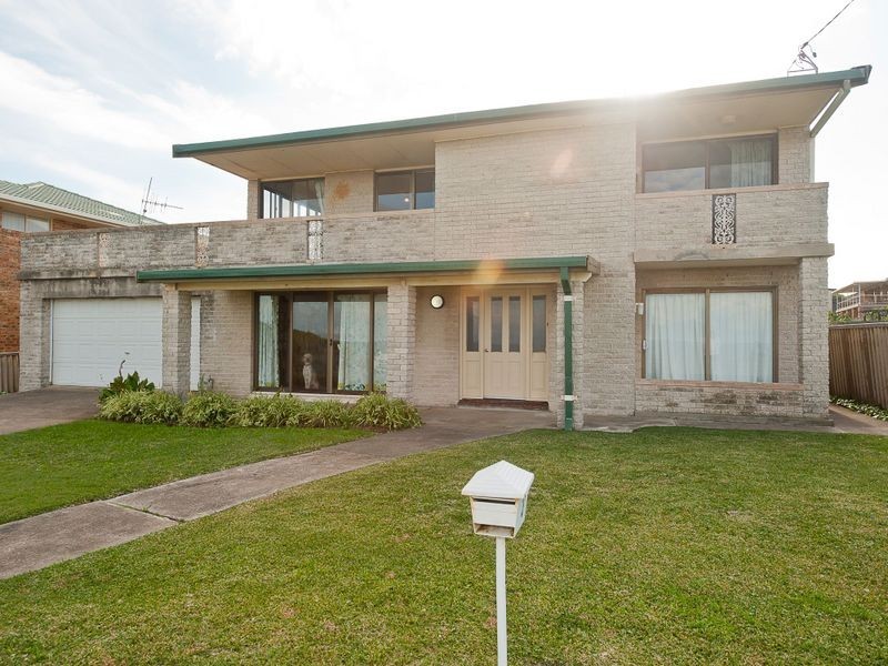 3 Seaview Parade, Wallabi Point NSW 2430