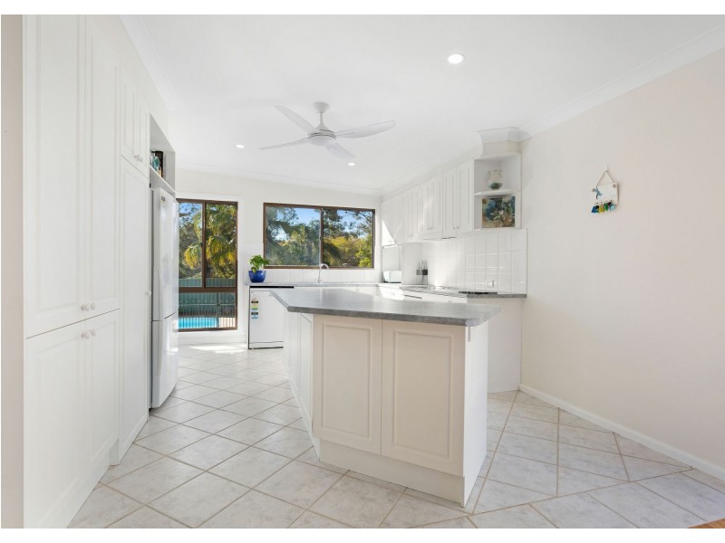 33 Bayview Crescent, Taree NSW 2430