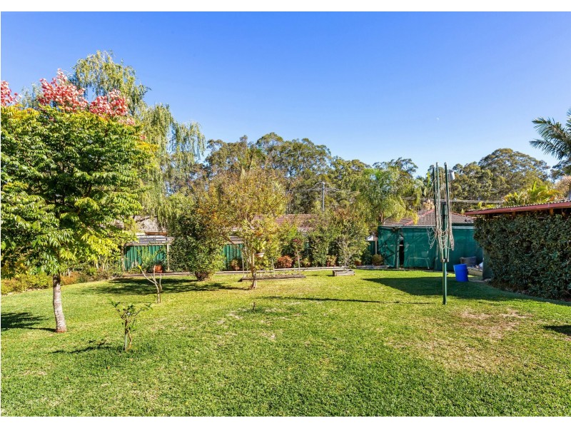 4 Robusta Parade, Taree NSW 2430