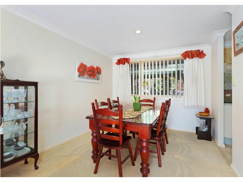 4 Robusta Parade, Taree NSW 2430