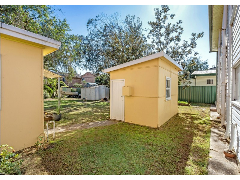 57 Beach Street, Tuncurry NSW 2428