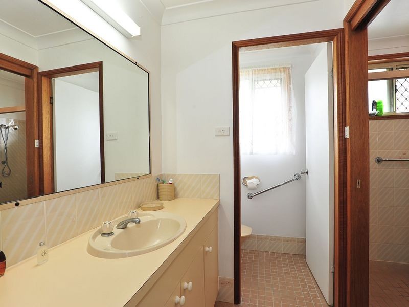 2/273 Victoria Street, Taree NSW 2430