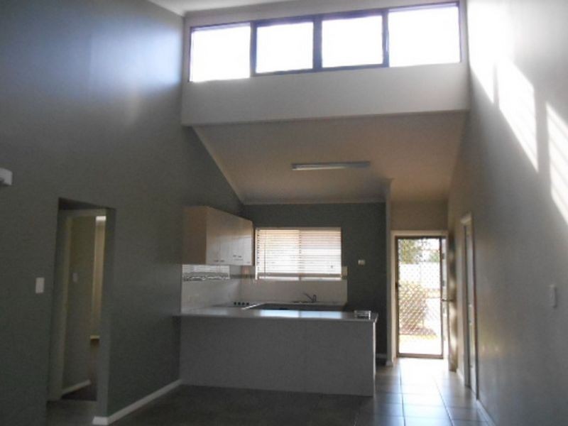 2b Frances Street, Taree NSW 2430