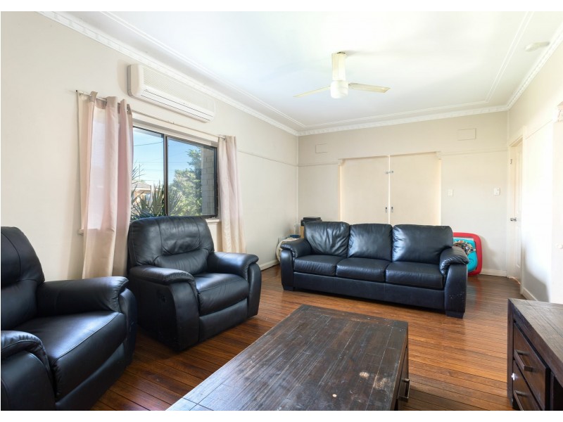 53 Flett Street, Taree NSW 2430