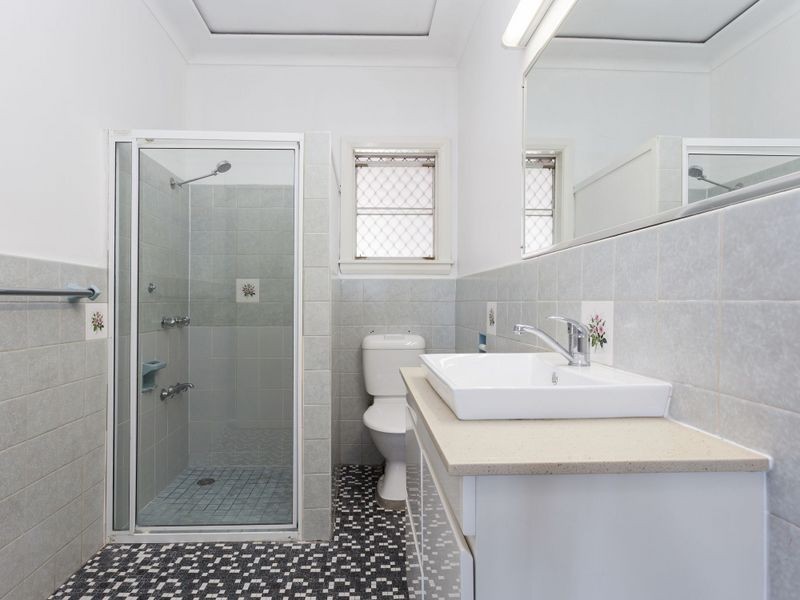 24 Maiden Avenue, Taree NSW 2430