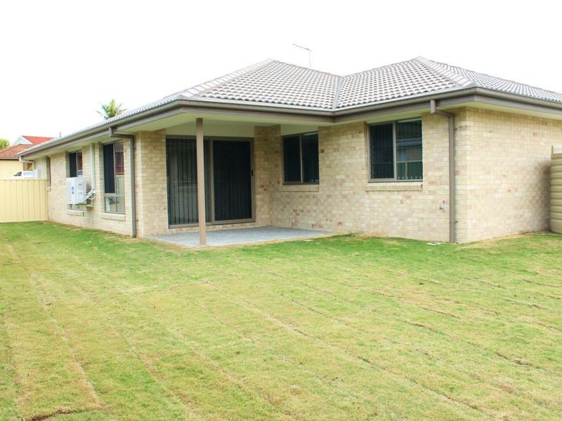 8 Rosewood Crescent, Taree NSW 2430