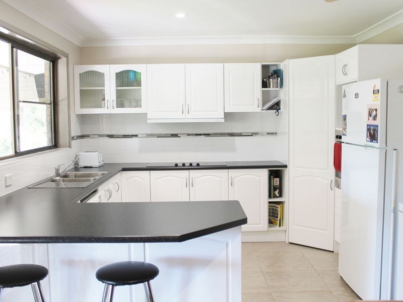 10 Bangalow Place, Taree NSW 2430