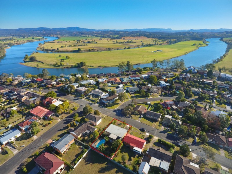19 Cowan Road, Taree NSW 2430