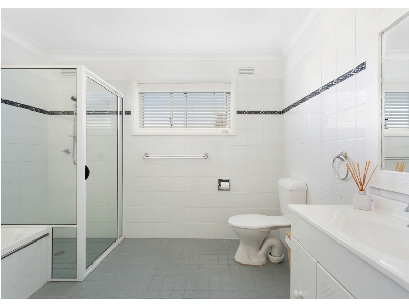 19 Cowan Road, Taree NSW 2430