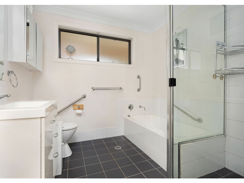 11 Rosewood Crescent, Taree NSW 2430