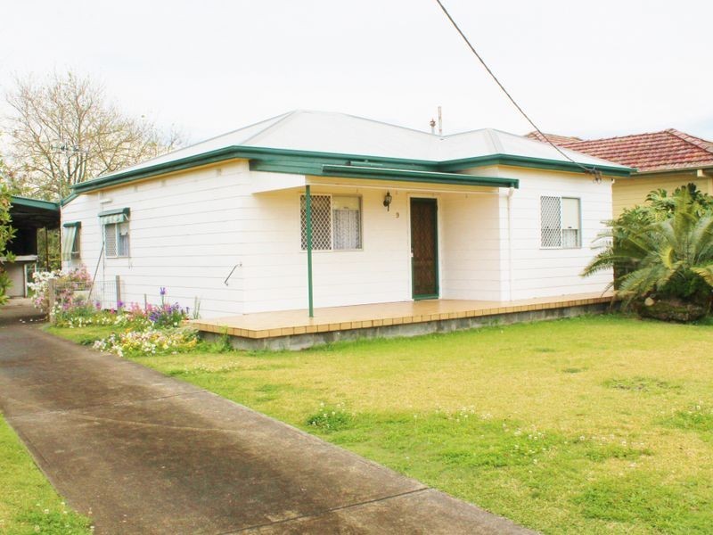9 Pitt Street, Taree NSW 2430