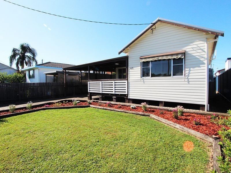 42 Hogan Street, Harrington NSW 2427