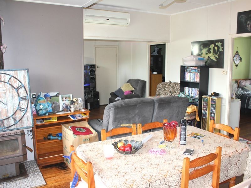 4 Park Street, Taree West NSW 2430