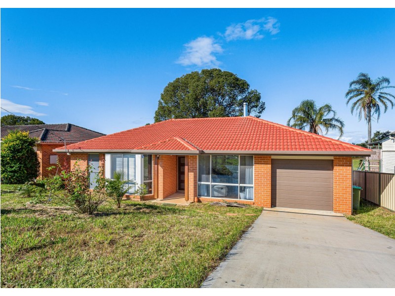 24 James Street, Moorland NSW 2443