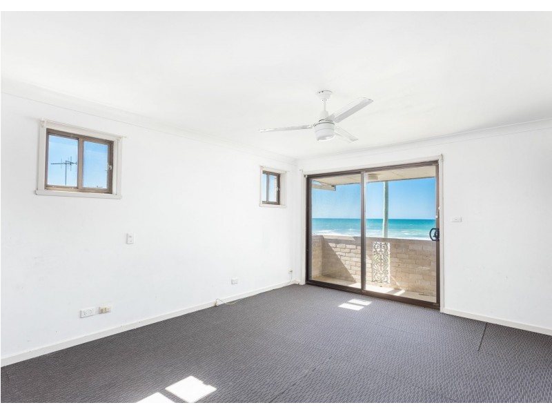 3 Seaview Parade, Wallabi Point NSW 2430