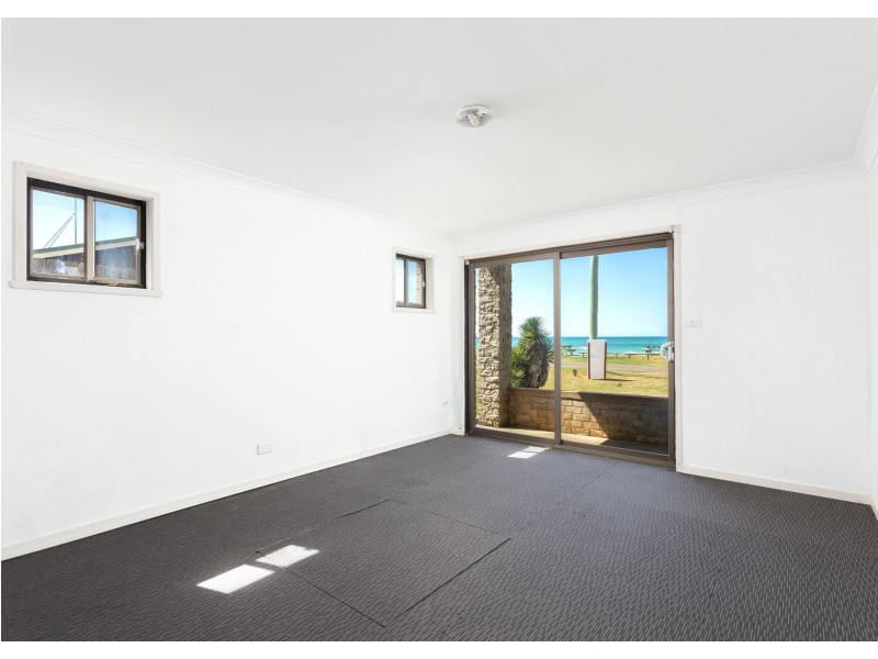 3 Seaview Parade, Wallabi Point NSW 2430