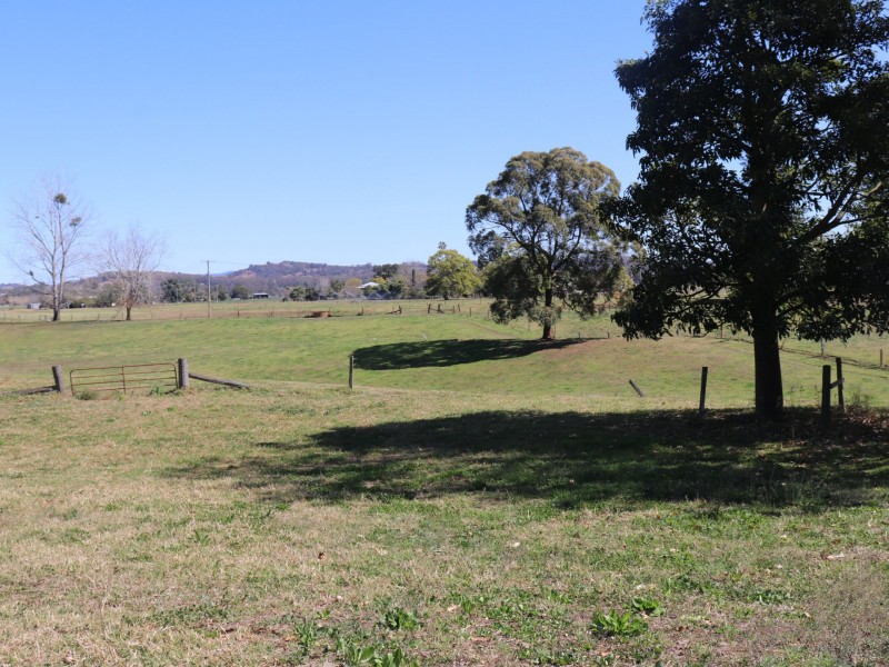 16 Hayes Lane, Taree NSW 2430