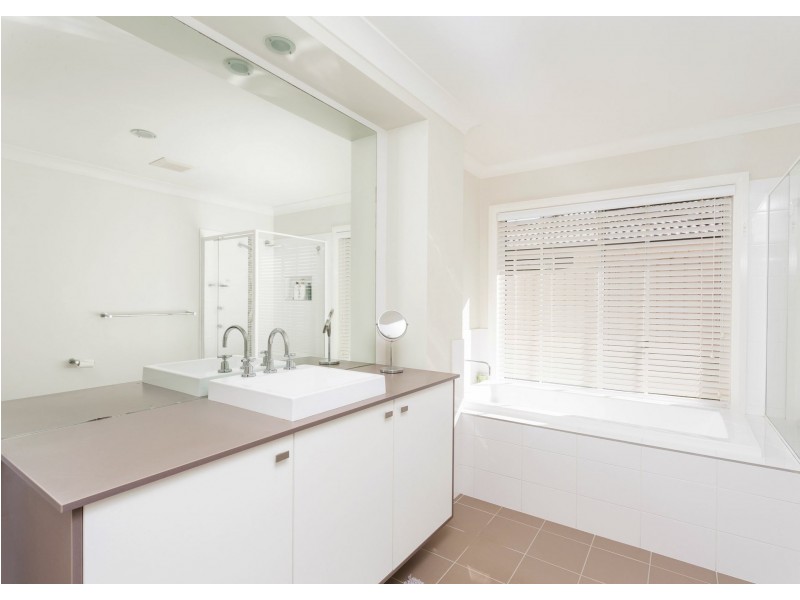 27 Joseph Andrews Crescent, Taree NSW 2430