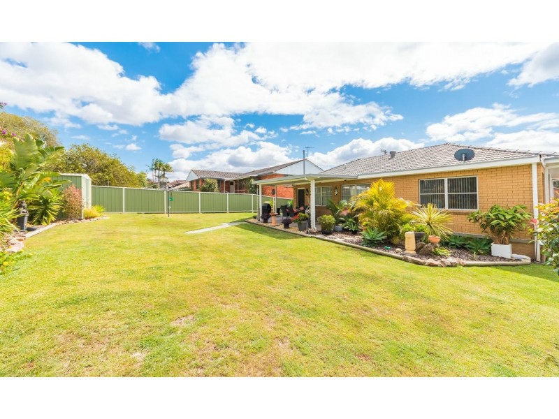 8 Pettitt Avenue, Taree NSW 2430