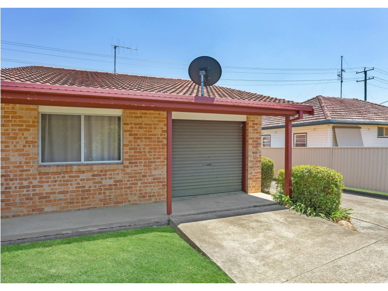 2/10 Spence Street, Taree NSW 2430